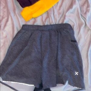 Lulu shorts 4 inch